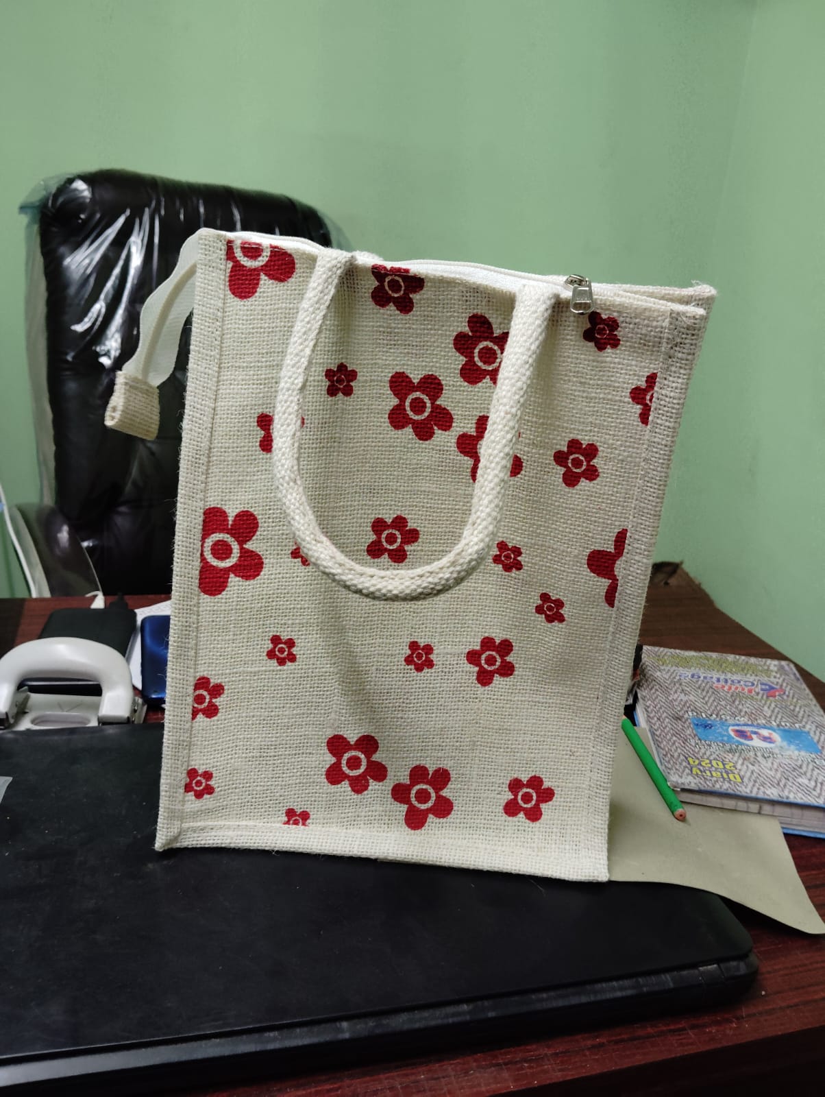 Floral Designed Jute Bag
